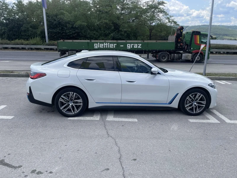 BMW i4, снимка 6 - Автомобили и джипове - 47524204