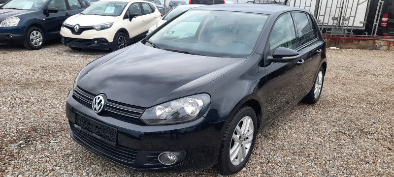 VW Golf, снимка 1 - Автомобили и джипове - 48067676