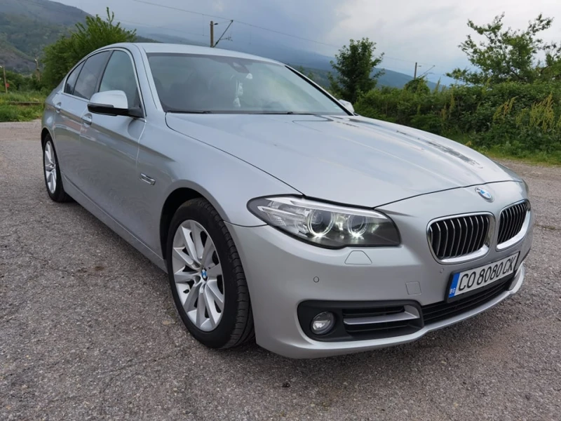 BMW 520 FACELIFT, снимка 3 - Автомобили и джипове - 48154216