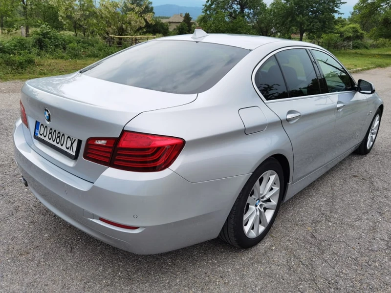 BMW 520 FACELIFT, снимка 4 - Автомобили и джипове - 48154216