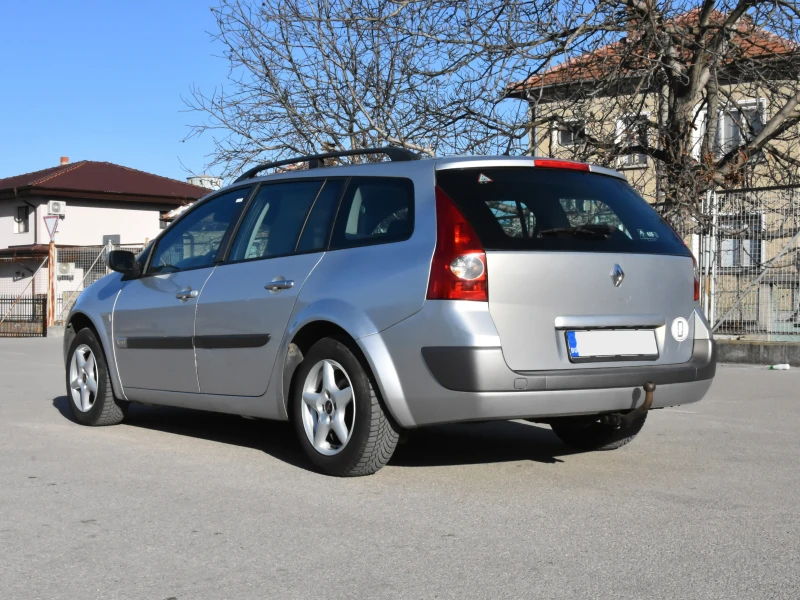 Renault Megane Grand tour 2, снимка 4 - Автомобили и джипове - 48969765