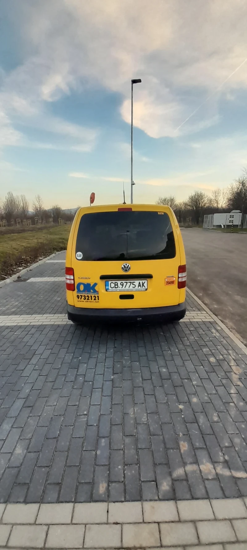 VW Caddy, снимка 4 - Автомобили и джипове - 49260146