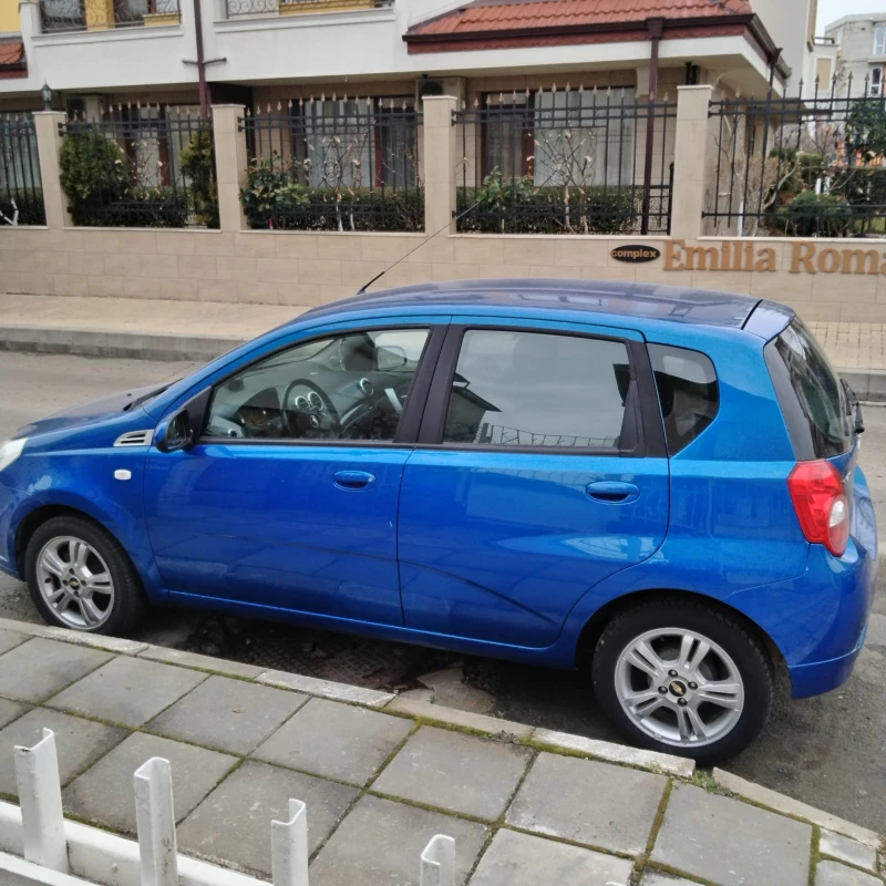 Chevrolet Aveo, снимка 5 - Автомобили и джипове - 49580017