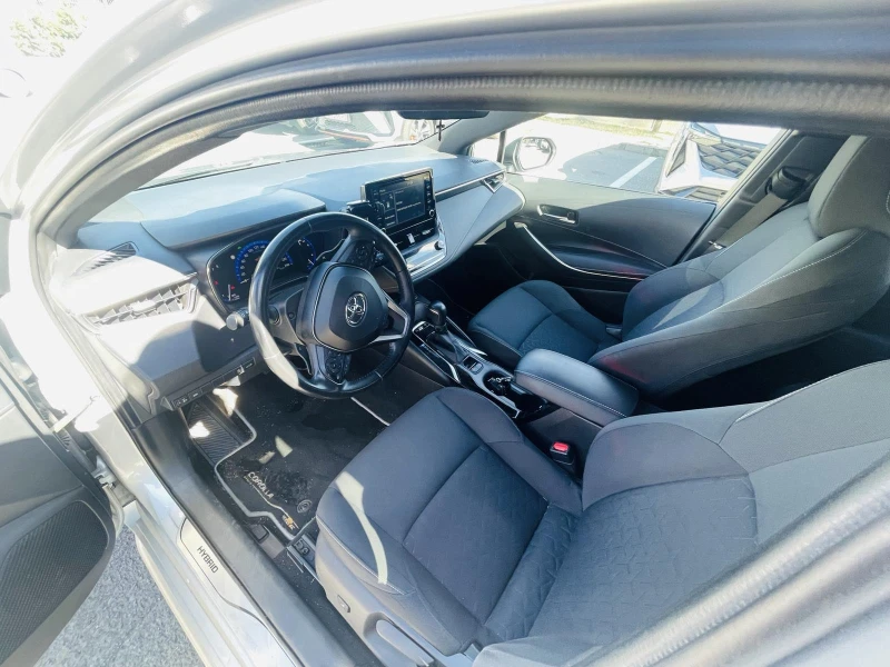 Toyota Corolla 2.0 HEV Touring Sport Executive Plus, снимка 12 - Автомобили и джипове - 51748253