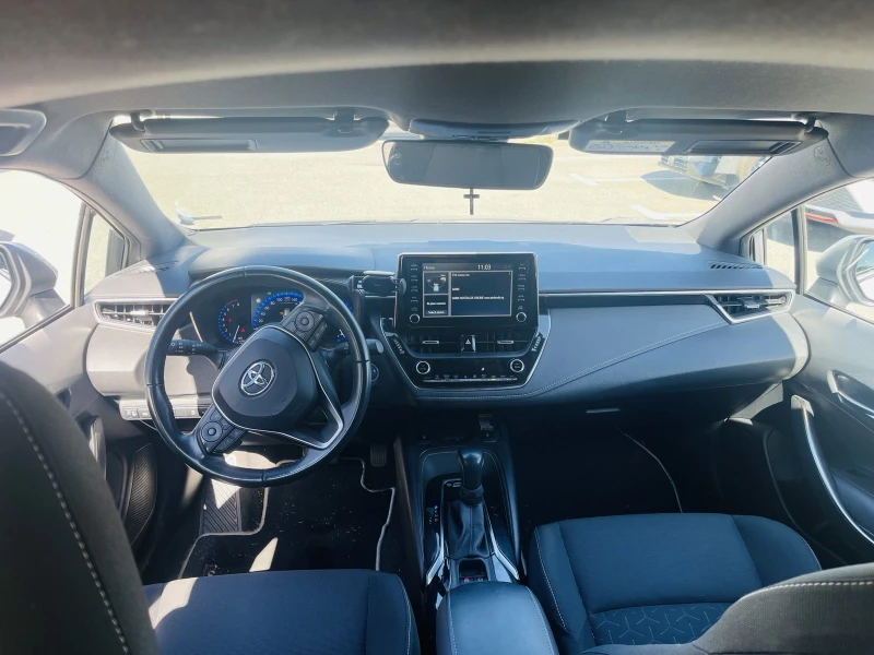 Toyota Corolla 2.0 HEV Touring Sport Executive Plus, снимка 8 - Автомобили и джипове - 51748253