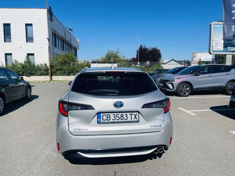 Toyota Corolla 2.0 HEV Touring Sport Executive Plus, снимка 5 - Автомобили и джипове - 51748253