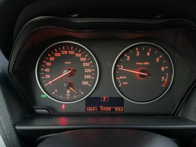 BMW 116 БЕНЗИН 136К.С. 8СКОРОСТИ РЕГИСТРИРАН ОБСЛУЖЕН, снимка 10 - Автомобили и джипове - 52817343