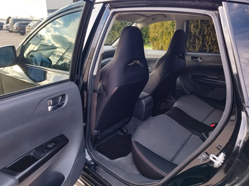 Subaru Impreza WRX, снимка 10 - Автомобили и джипове - 53502224