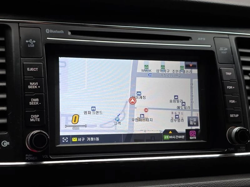 Kia Carnival 11-seater Deluxe| 200к.с., снимка 14 - Автомобили и джипове - 56165014