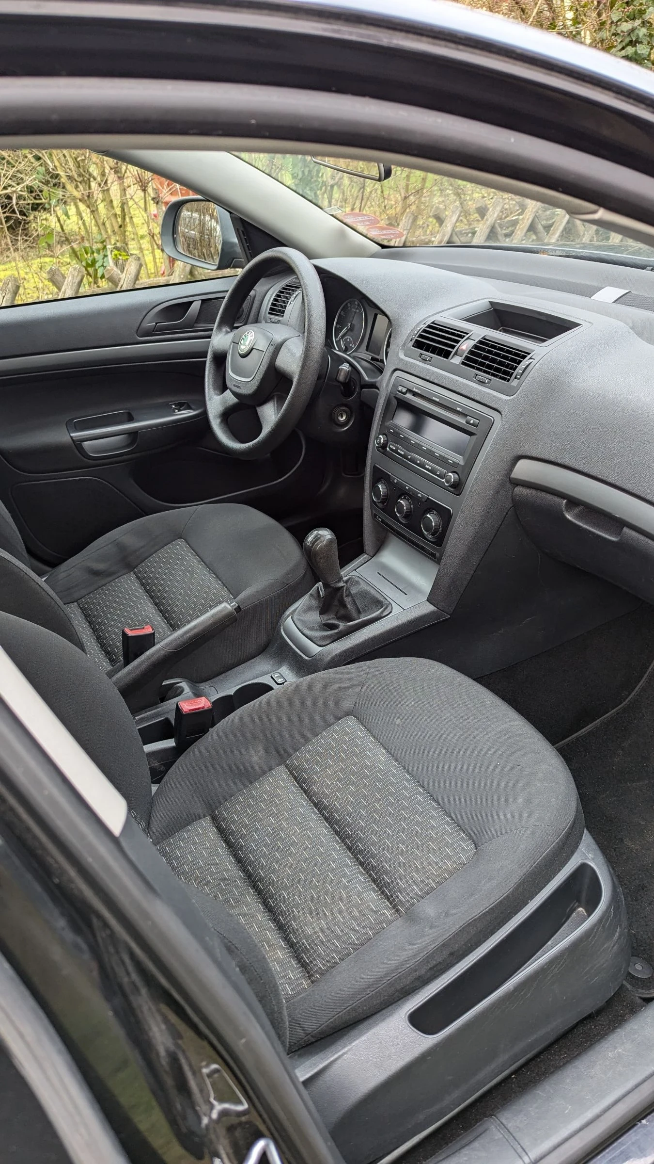 Skoda Octavia 1.4    | Mobile.bg   13