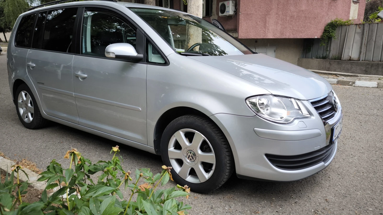 VW Touran  - изображение 7
