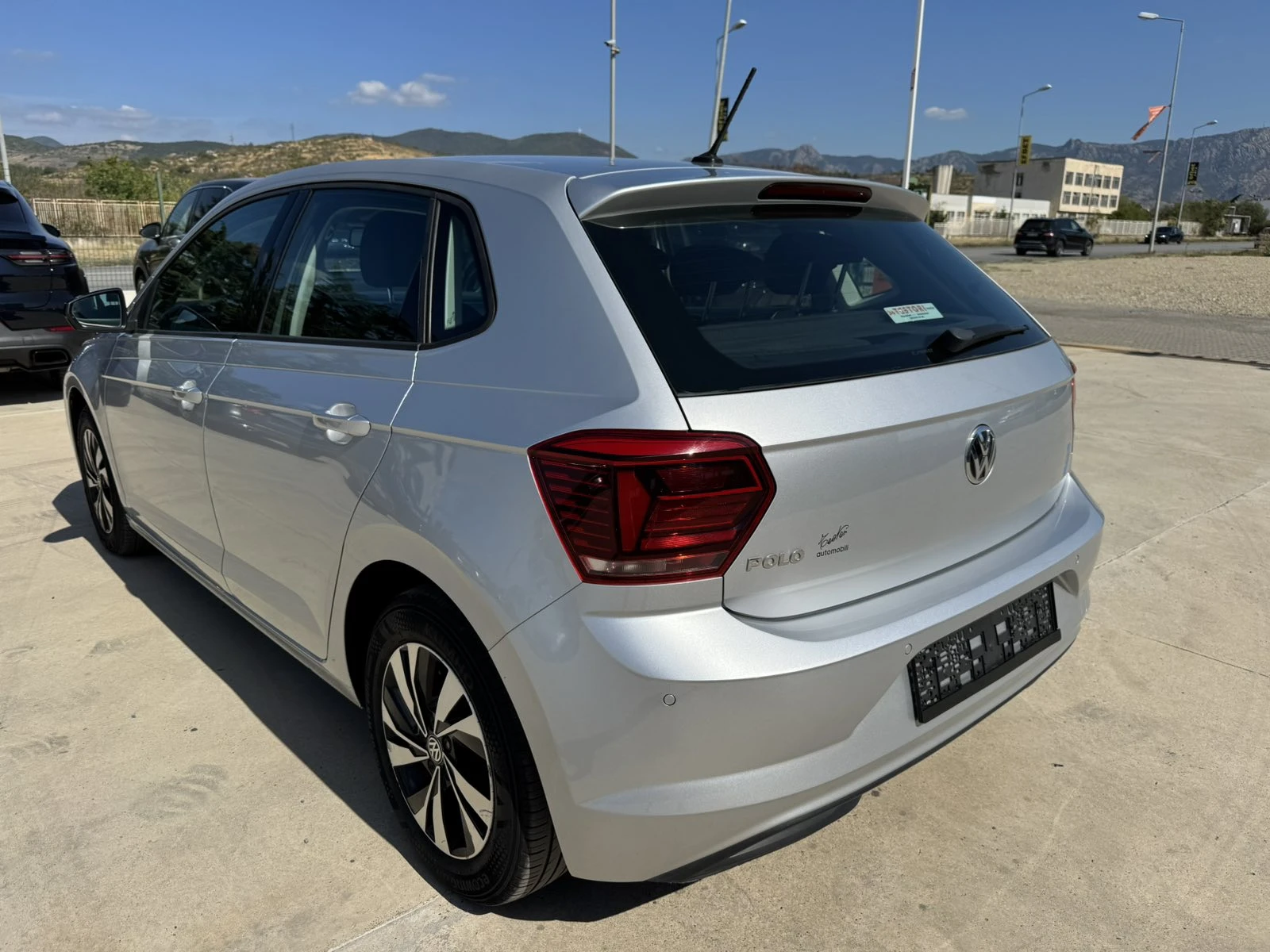 VW Polo 75ps* Face* LED* Kлима* Паркт*  - изображение 3