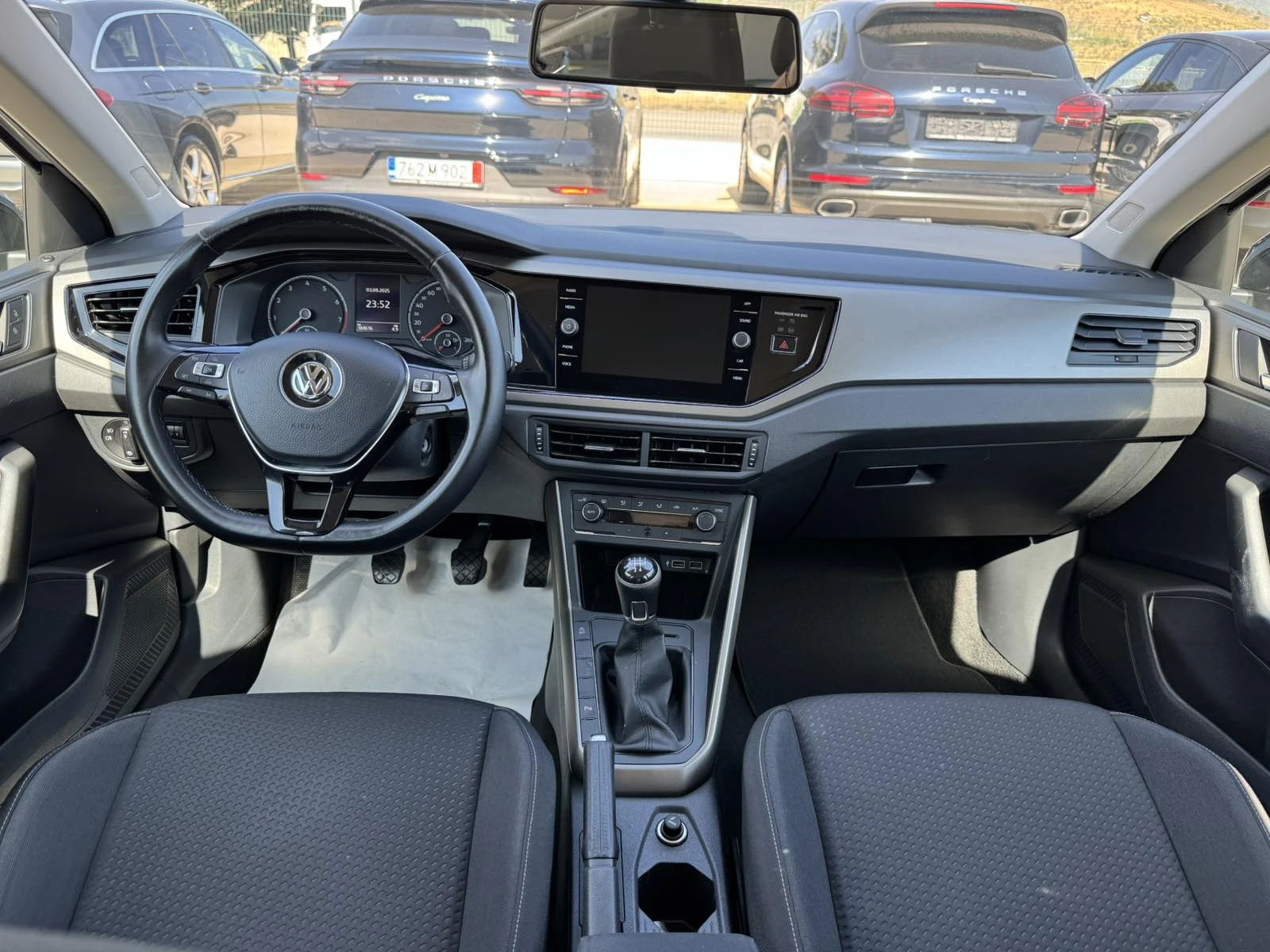VW Polo 75ps* Face* LED* Kлима* Паркт*  - изображение 10