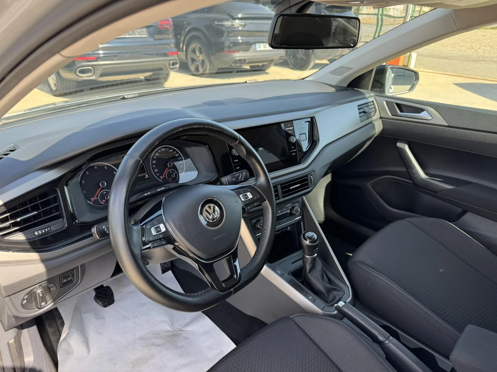 VW Polo 75ps* Face* LED* Kлима* Паркт*  - изображение 9