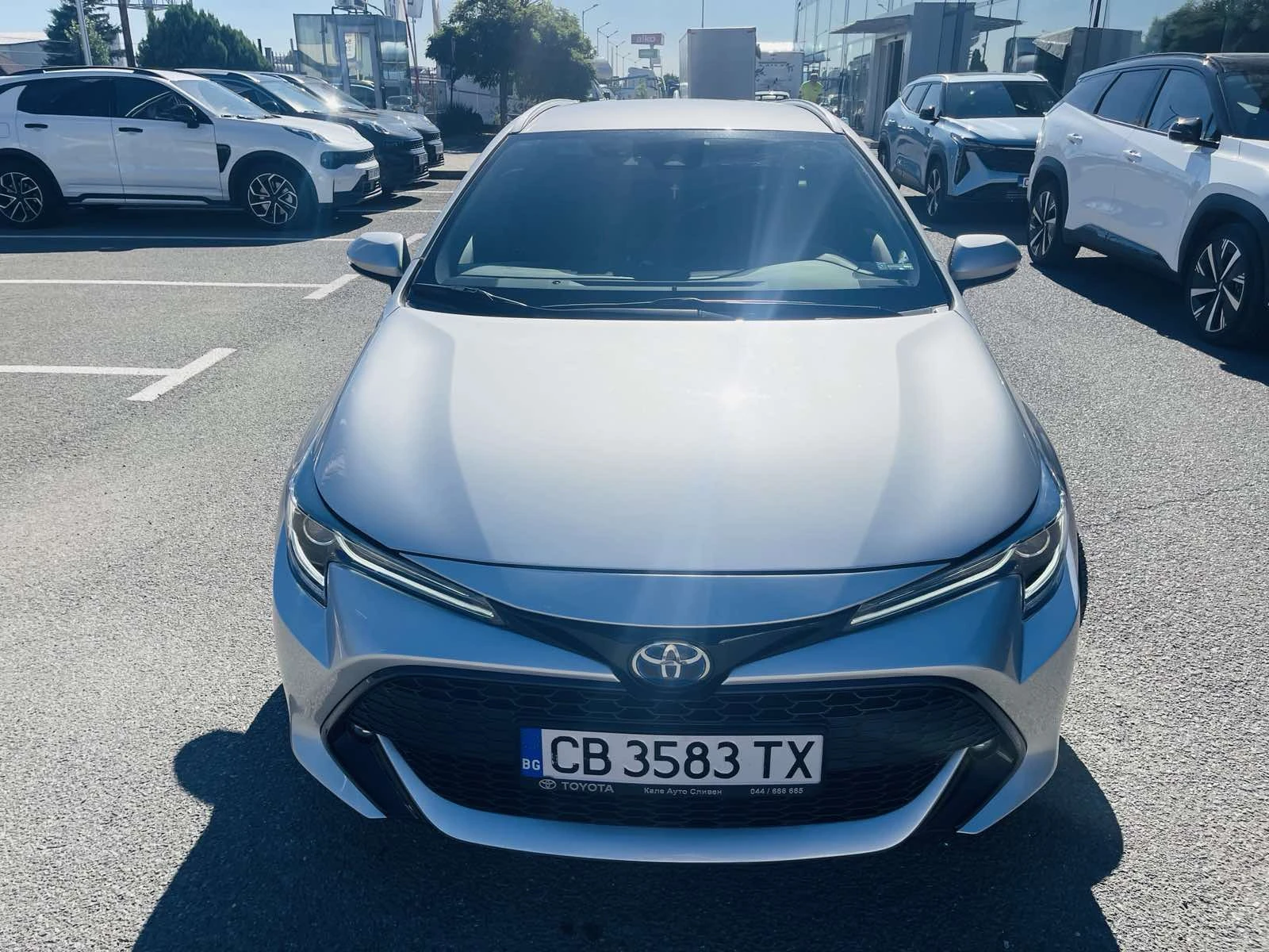 Toyota Corolla 2.0 HEV Touring Sport Executive Plus - изображение 2