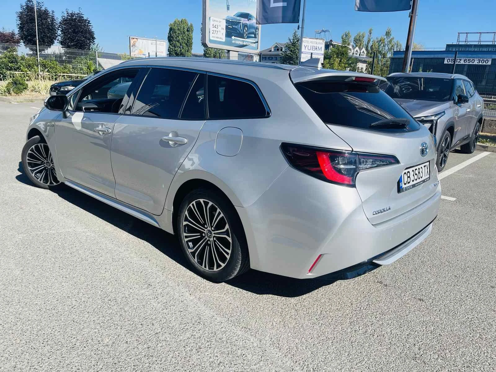 Toyota Corolla 2.0 HEV Touring Sport Executive Plus - изображение 4