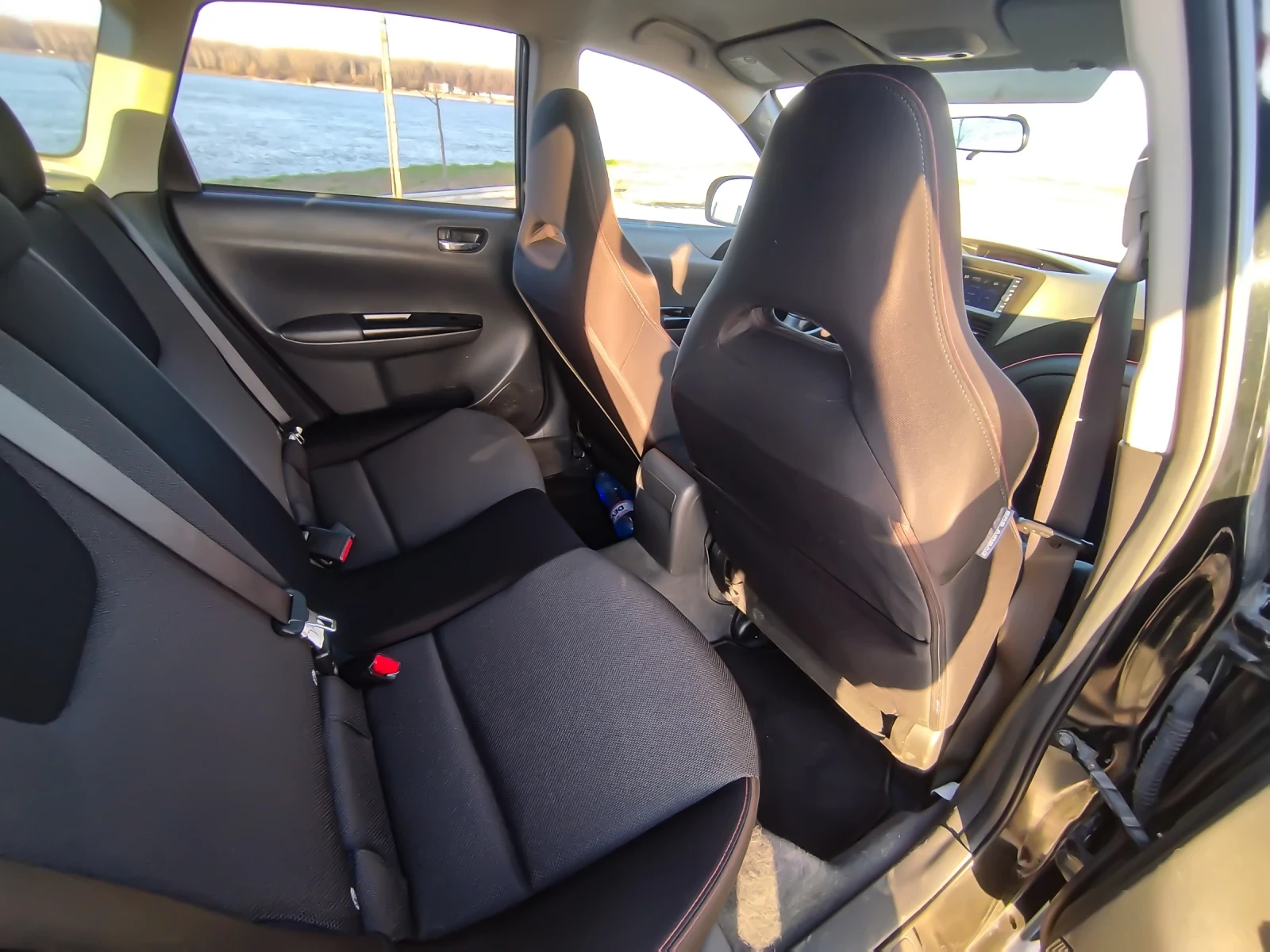 Subaru Impreza WRX, снимка 10 - Автомобили и джипове - 53502224