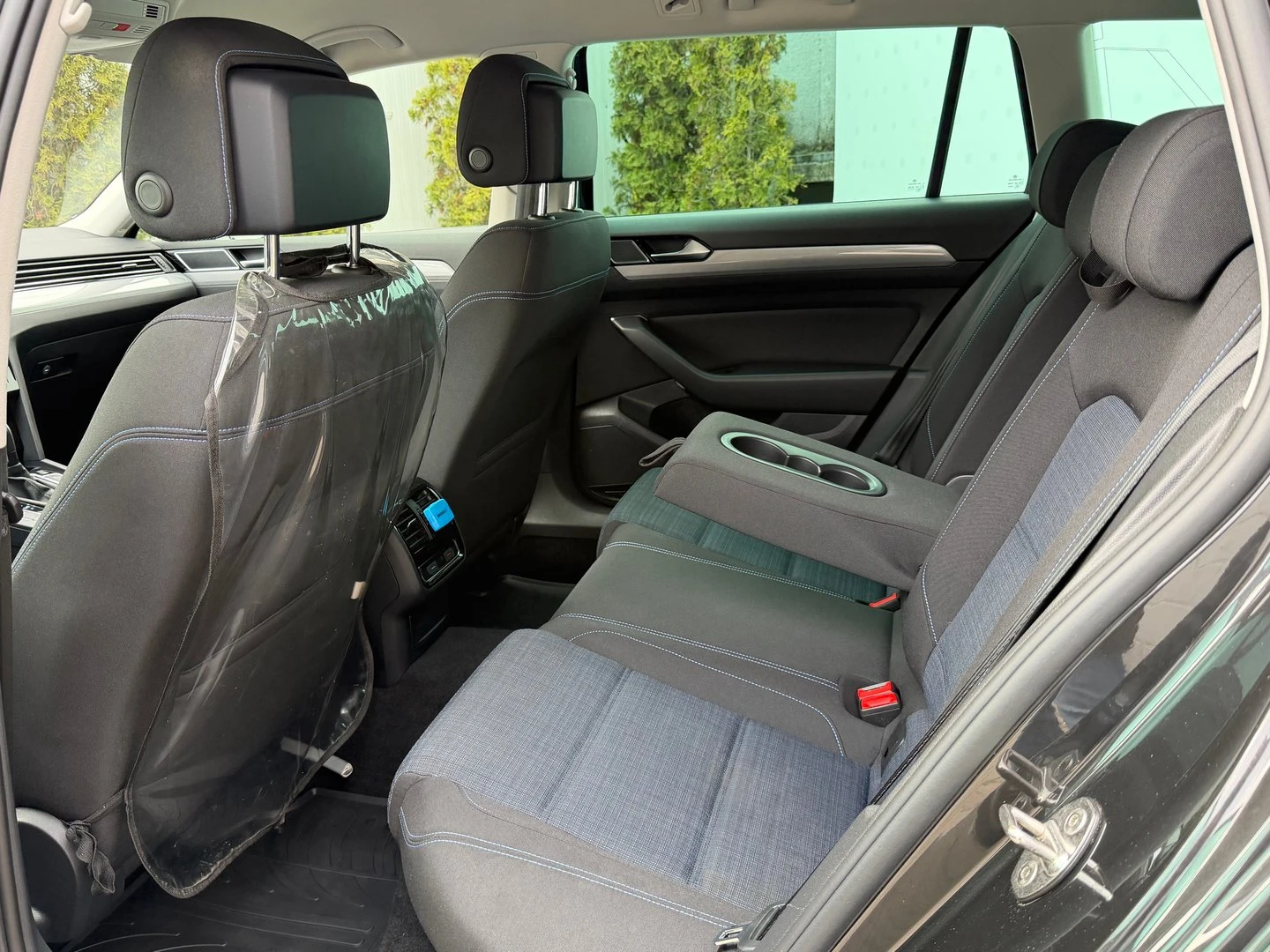 VW Passat, снимка 7 - Автомобили и джипове - 56420621