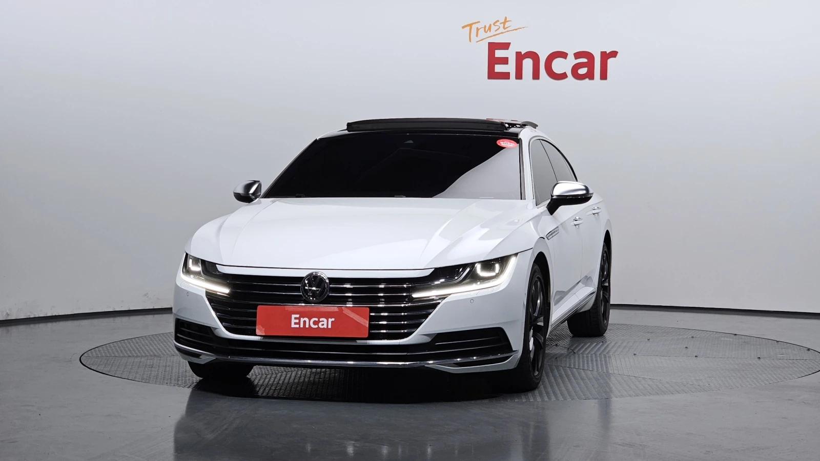 VW Arteon 2.0 TDI| Massage| HUD| 360 Camera| Panorama| Distr | Mobile.bg � ����������� 3