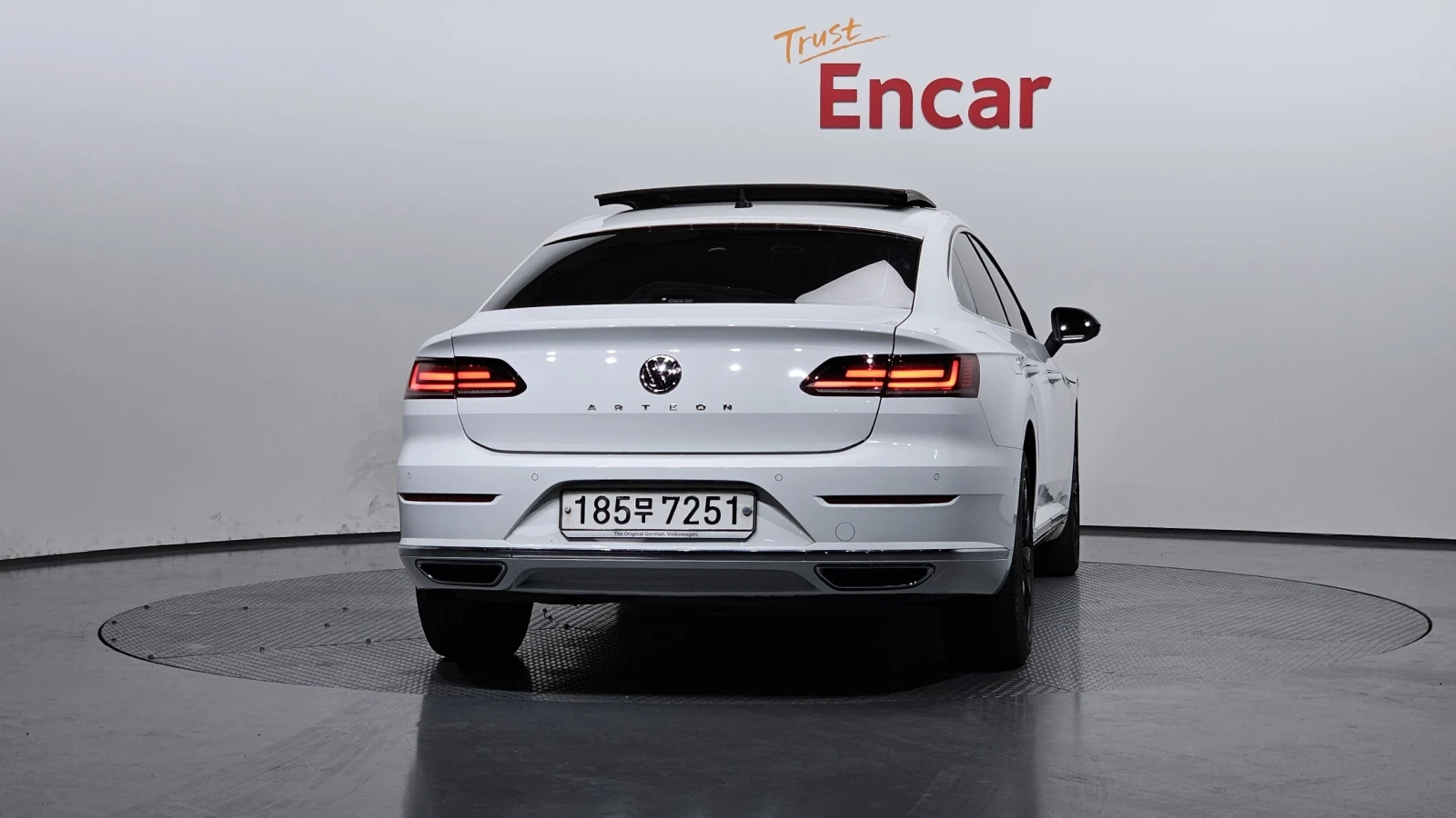 VW Arteon 2.0 TDI| Massage| HUD| 360 Camera| Panorama| Distr | Mobile.bg � ����������� 4