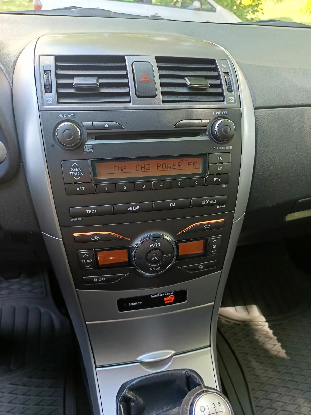 Toyota Corolla, снимка 4 - Автомобили и джипове - 54606744