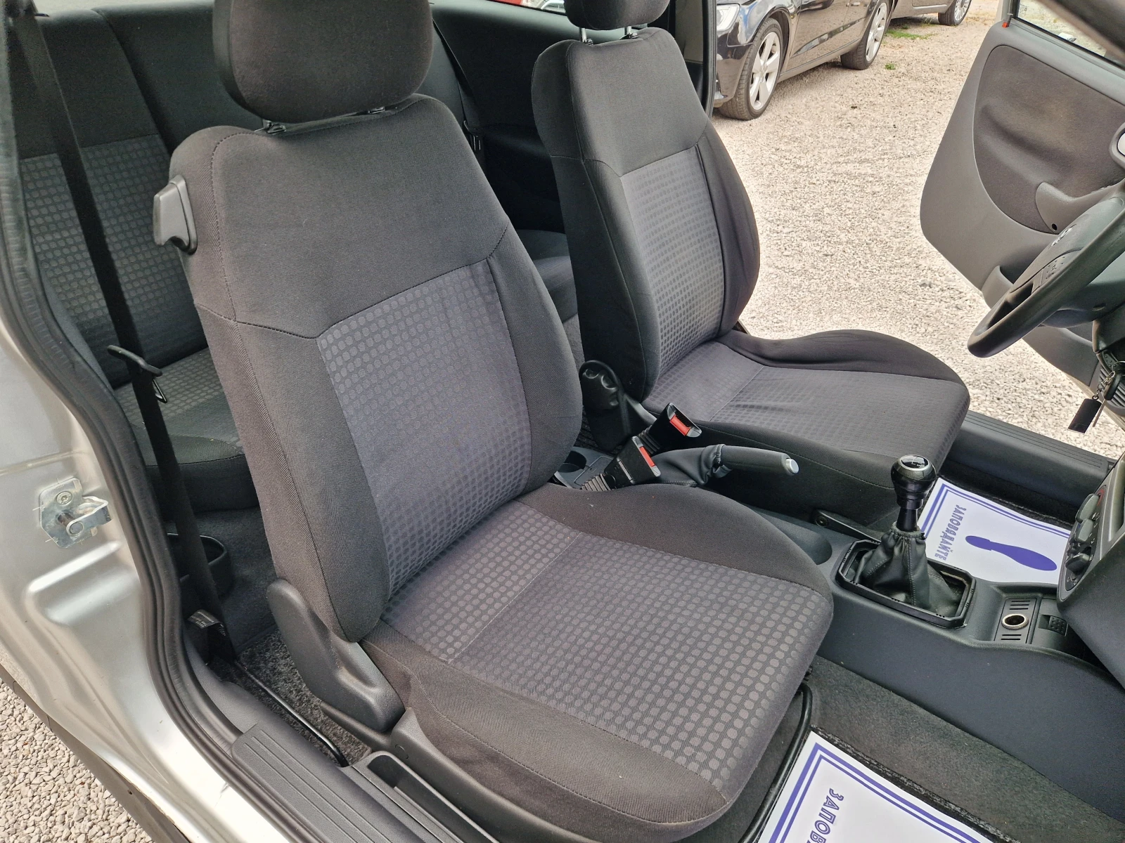Opel Corsa 1.0, снимка 11 - Автомобили и джипове - 54994588