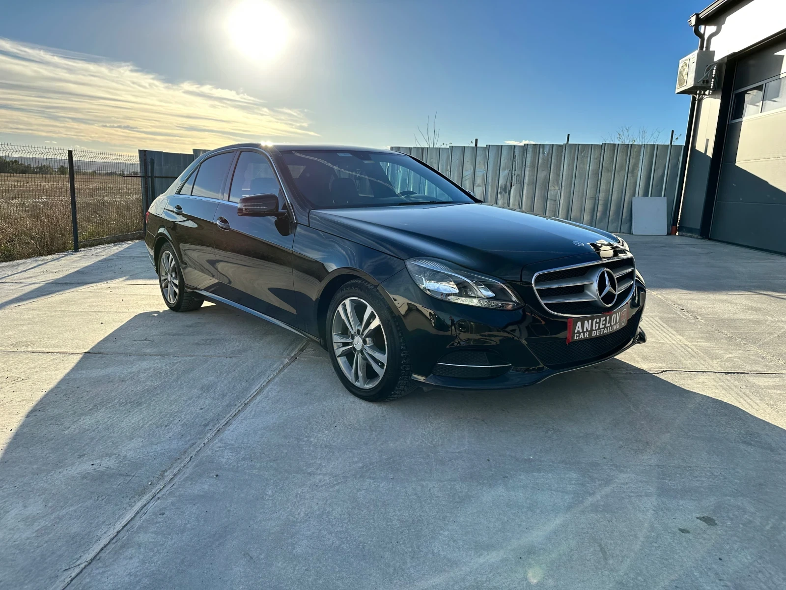 Mercedes-Benz E 200 Mercedes E200 Avangarde !!, снимка 3 - Автомобили и джипове - 55098801