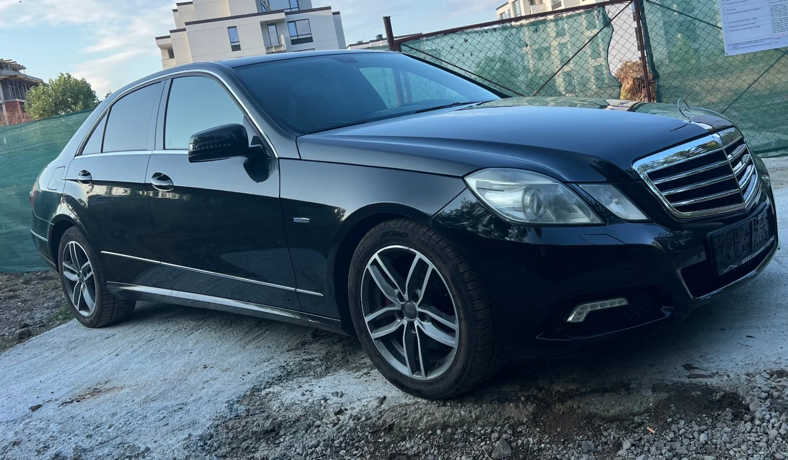 Mercedes-Benz E 350 3.5 CDI//Euro5//Avantgarde, снимка 3 - Автомобили и джипове - 55823236