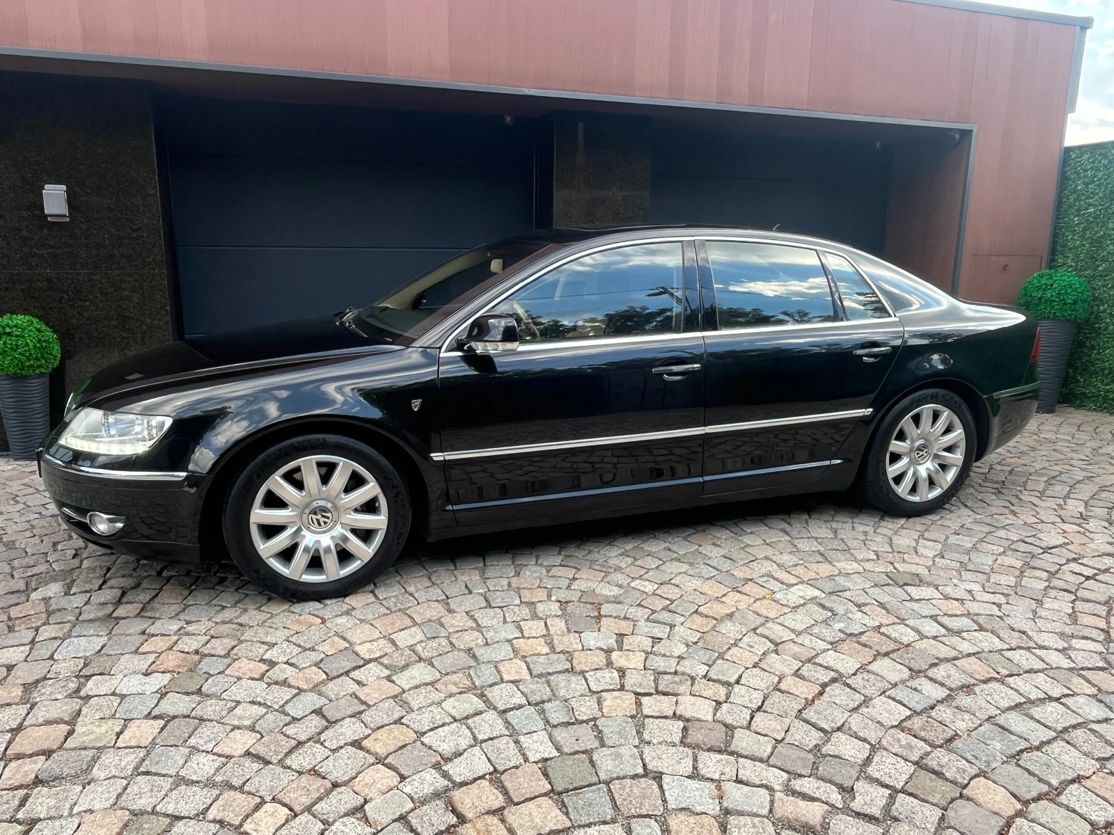 VW Phaeton W12 Individual