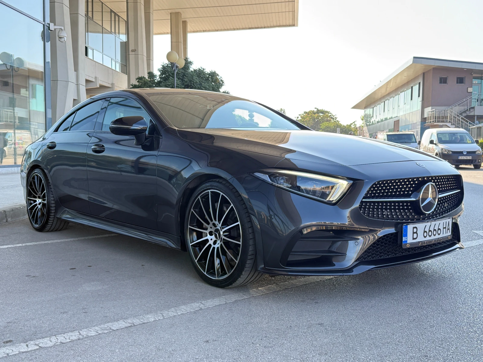 Mercedes-Benz CLS 300 CDI 6 МЕСЕЦА ГАРАНЦИЯ/AMG Pack 245к.с Active Sound, снимка 7 - Автомобили и джипове - 56071394