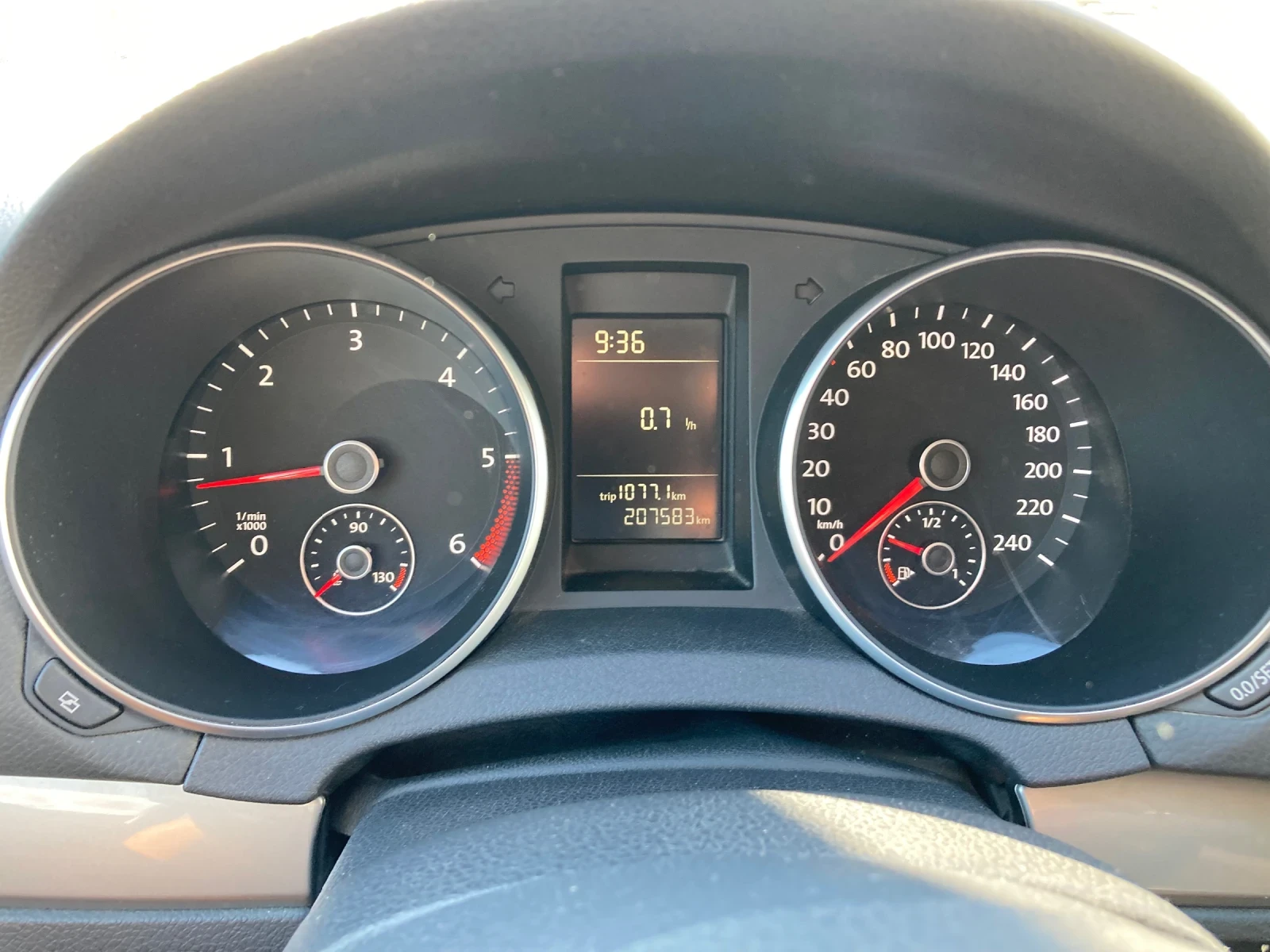 VW Golf 1.6 TDI 105 konq EVRO-5 km.207000, снимка 11 - Автомобили и джипове - 56125882