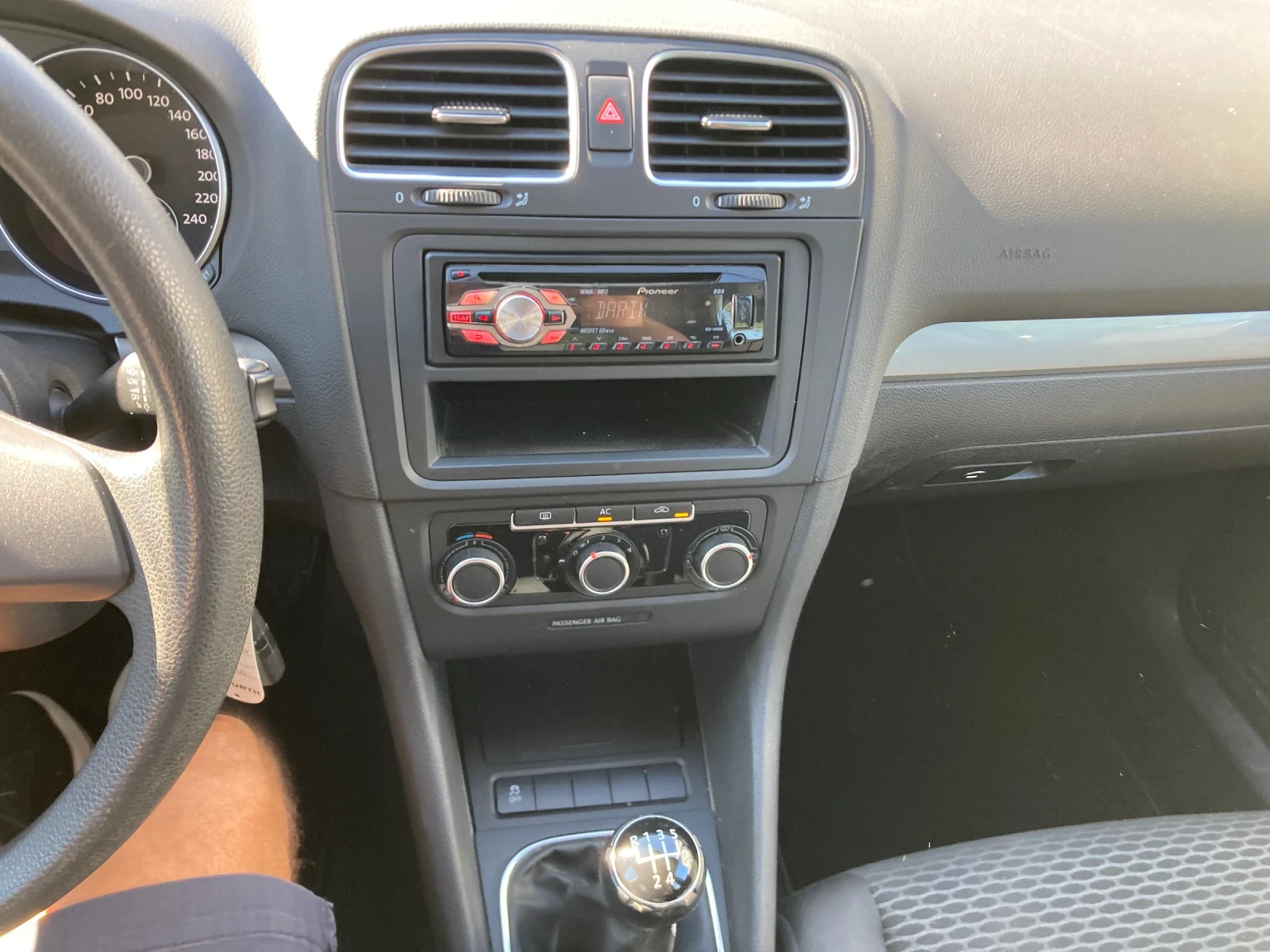 VW Golf 1.6 TDI 105 konq EVRO-5 km.207000, снимка 10 - Автомобили и джипове - 56125882