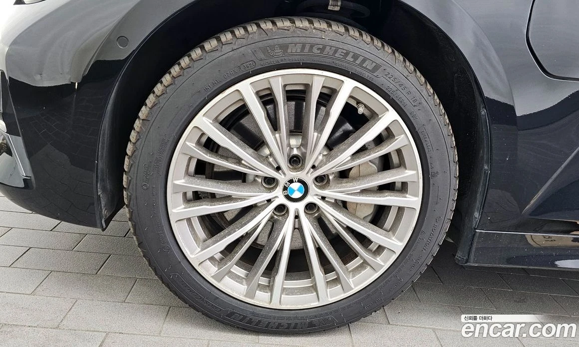 BMW 330 330e Luxury, снимка 5 - Автомобили и джипове - 56156614