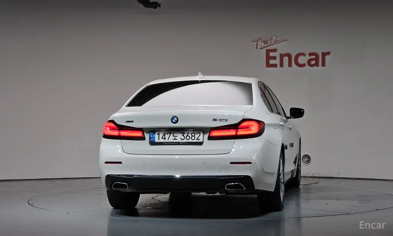 BMW 530 xDrive | Luxury Pkg | Navi | Camera | Sunroof | , снимка 4 - Автомобили и джипове - 56694479