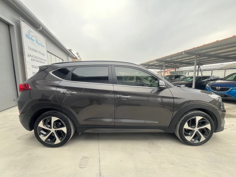 Hyundai Tucson 1.6 TGDI  Executive 4WD/ Стъклен таван, снимка 8 - Автомобили и джипове - 49111236