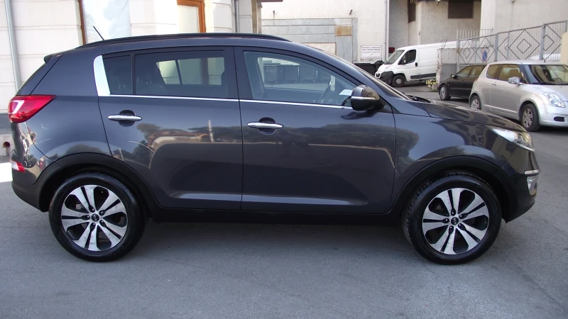 Kia Sportage 1.7.d.116.k.c.КОЖА.FACE., снимка 2 - Автомобили и джипове - 51770358