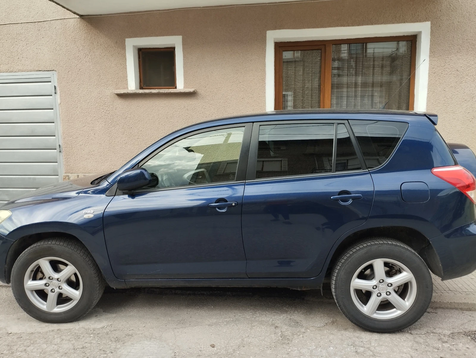 Toyota Rav4  - изображение 4