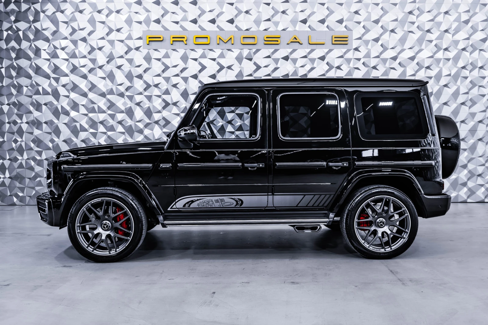 Mercedes-Benz G 63 AMG Edition 55* Carbon* Akrapovic* Burmester - изображение 3
