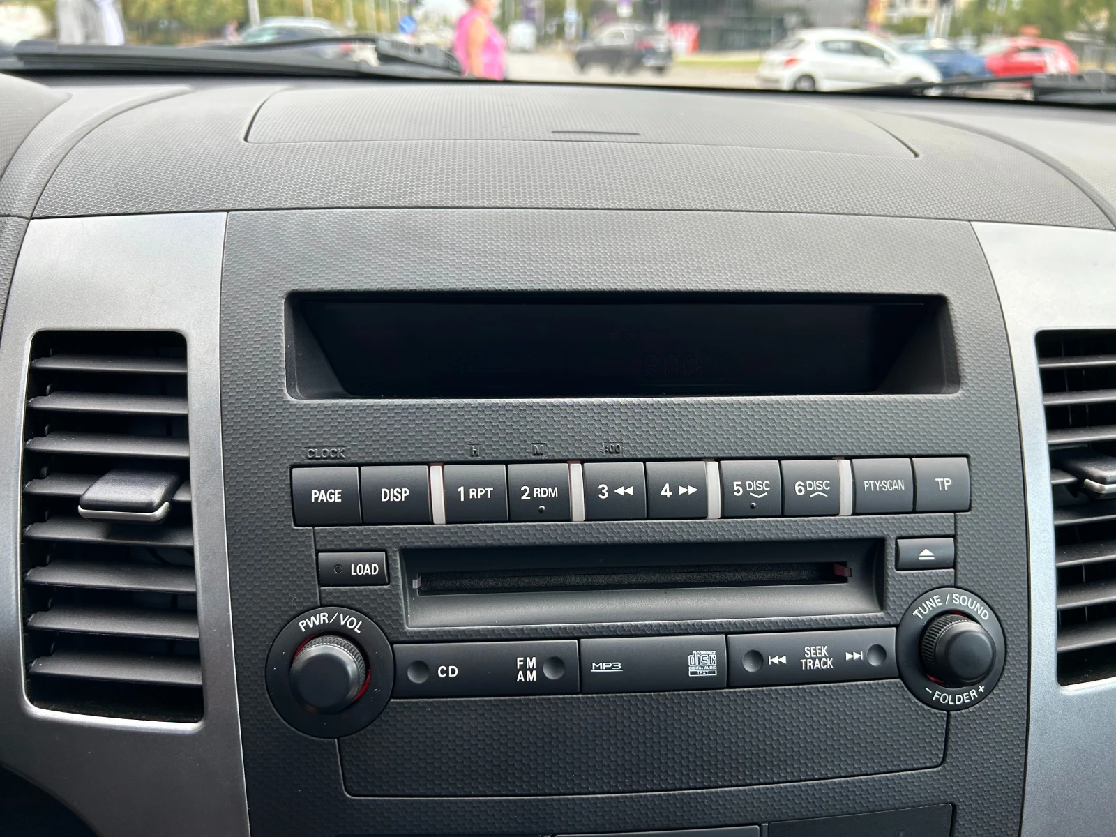 Mitsubishi Outlander  - изображение 9
