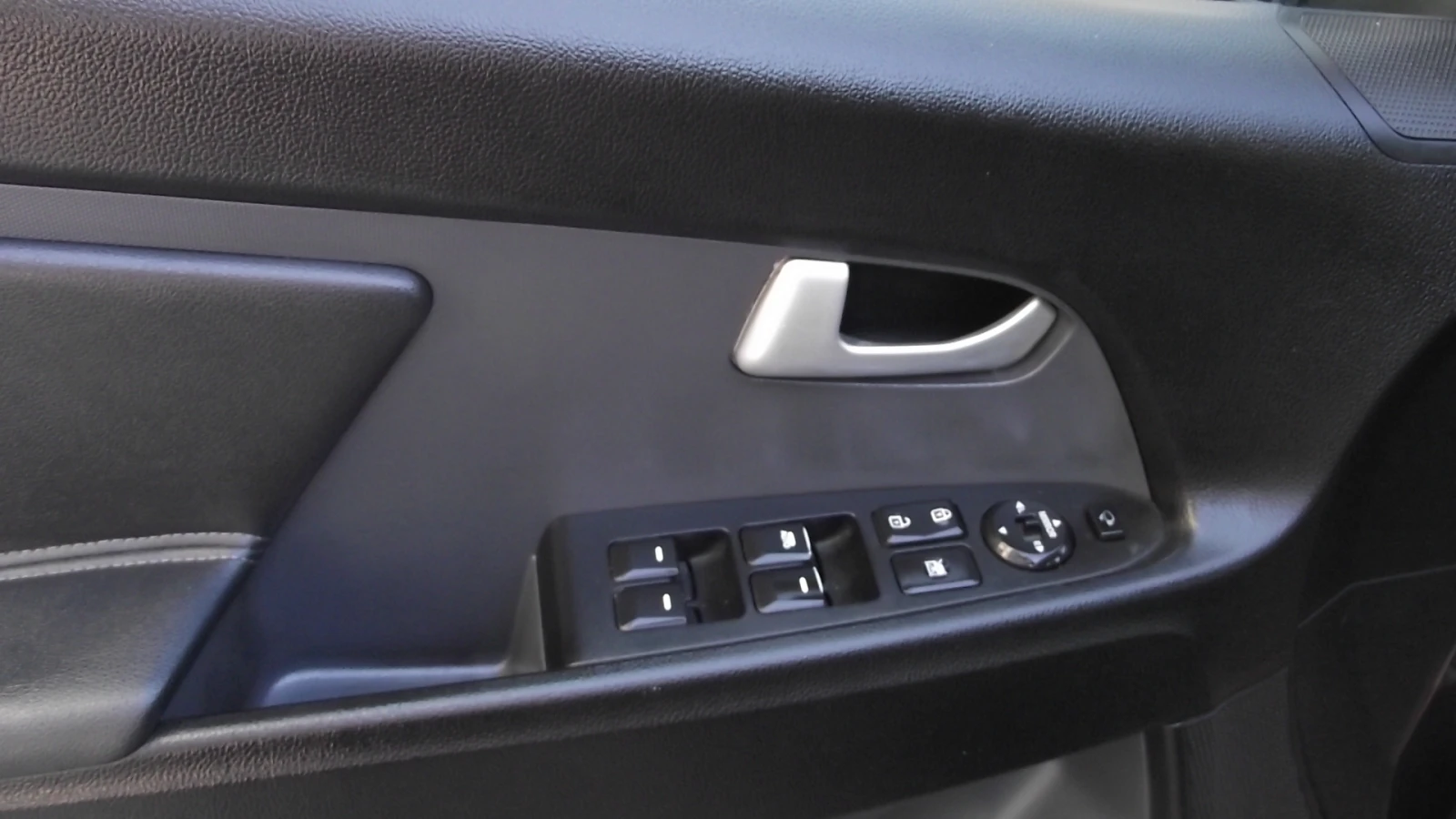 Kia Sportage 1.7.d.116.k.c..FACE. | Mobile.bg   11