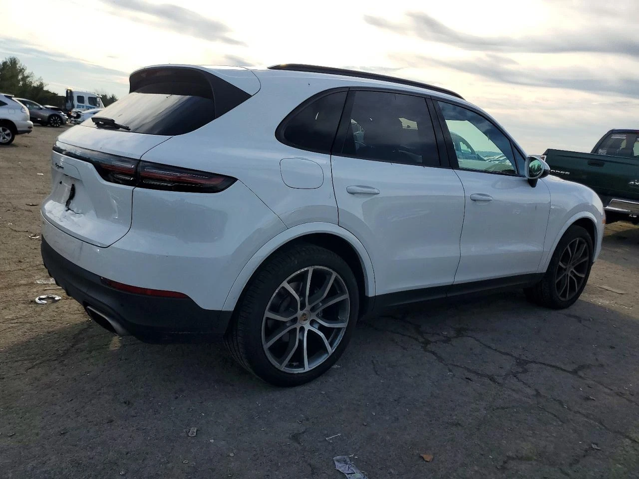 Porsche Cayenne AWD, снимка 3 - Автомобили и джипове - 53801778