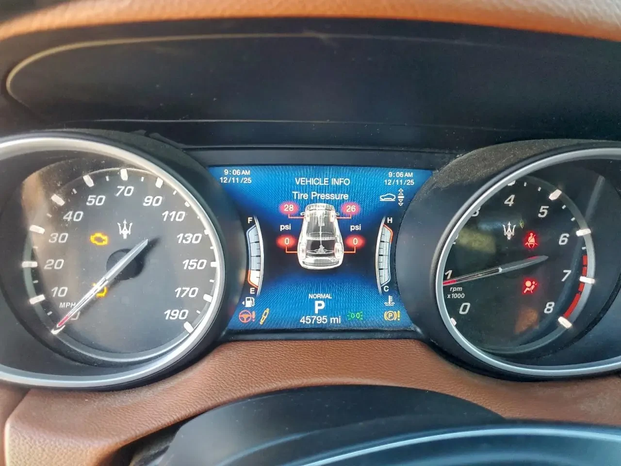 Maserati Levante, снимка 10 - Автомобили и джипове - 53904166