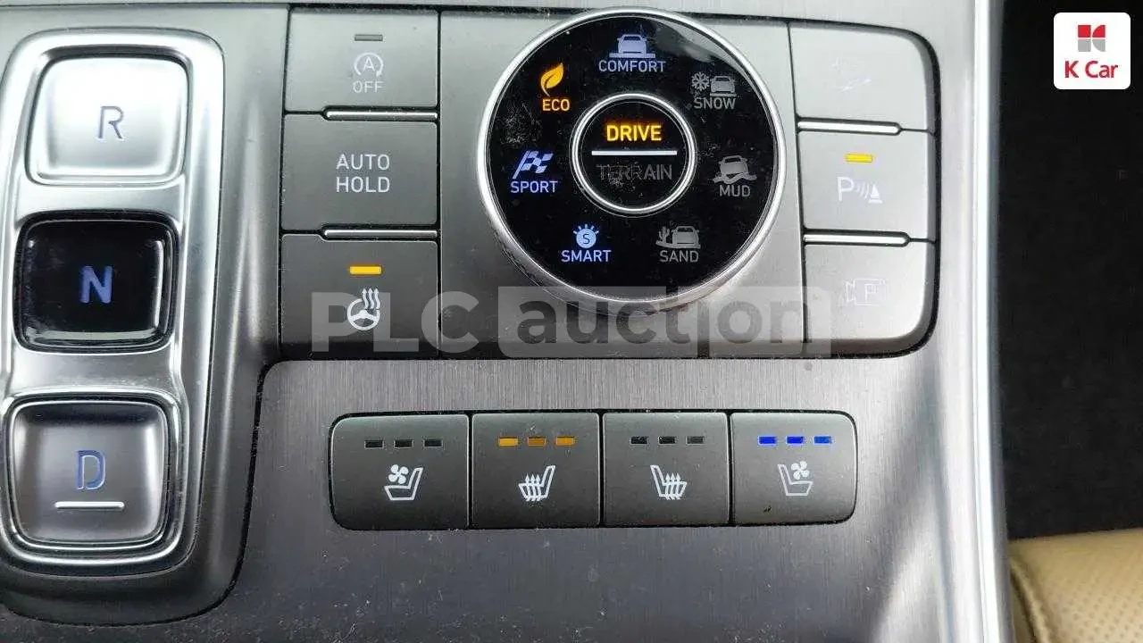 Hyundai Santa fe 2.2 4x4 | 360CAM| ОБДУХ| DIST| ТЕХНОТЕСТ, снимка 6 - Автомобили и джипове - 54517983
