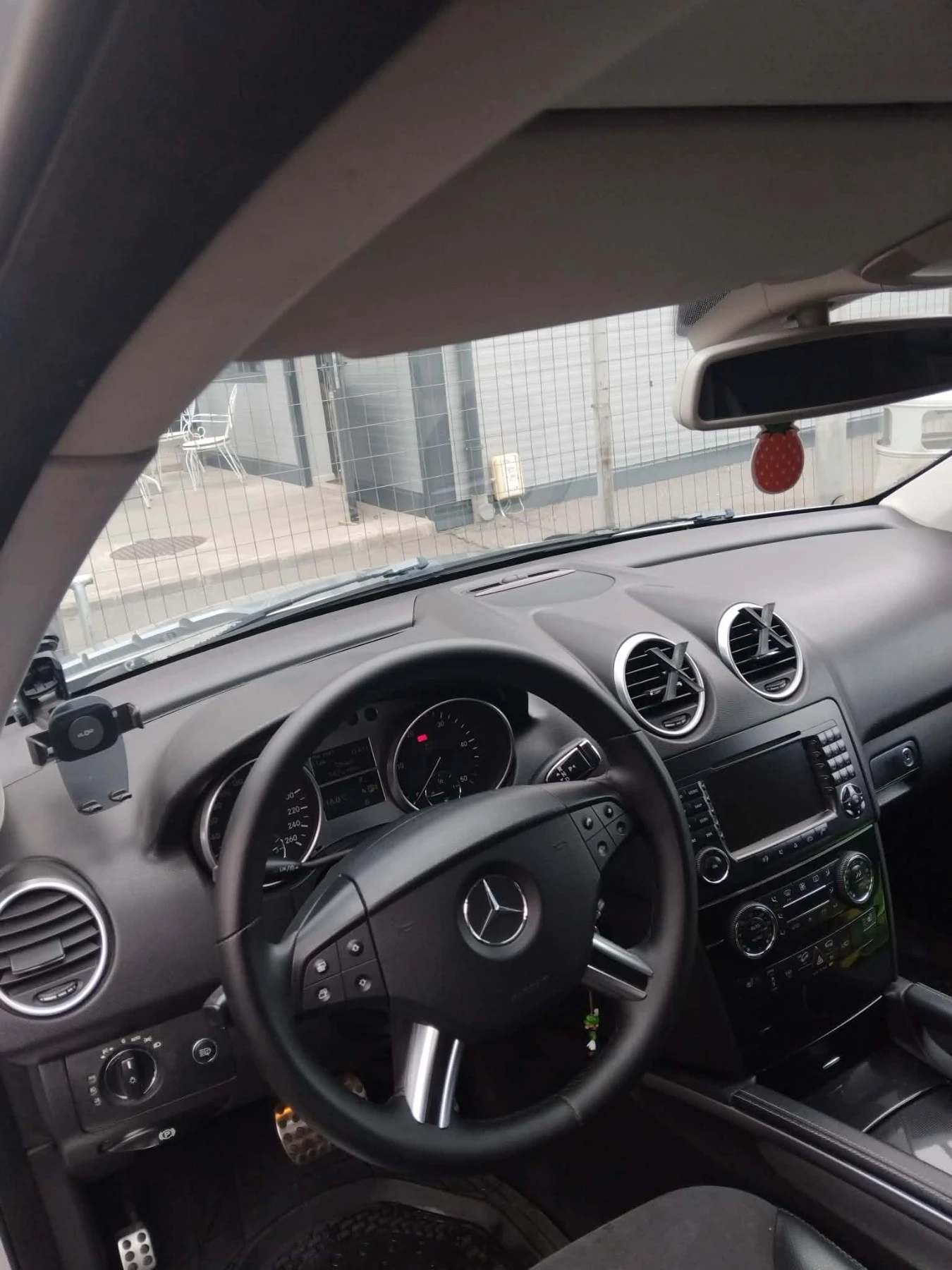Mercedes-Benz ML 320 Сафтуер в момента е на 298к.с, снимка 5 - Автомобили и джипове - 54545977