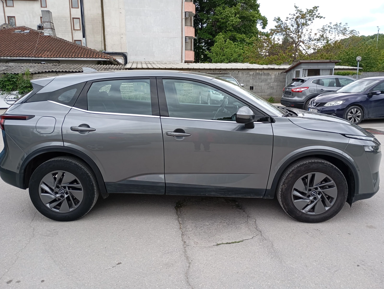 Nissan Qashqai 1.3 CVT 158к.с., снимка 4 - Автомобили и джипове - 54555083