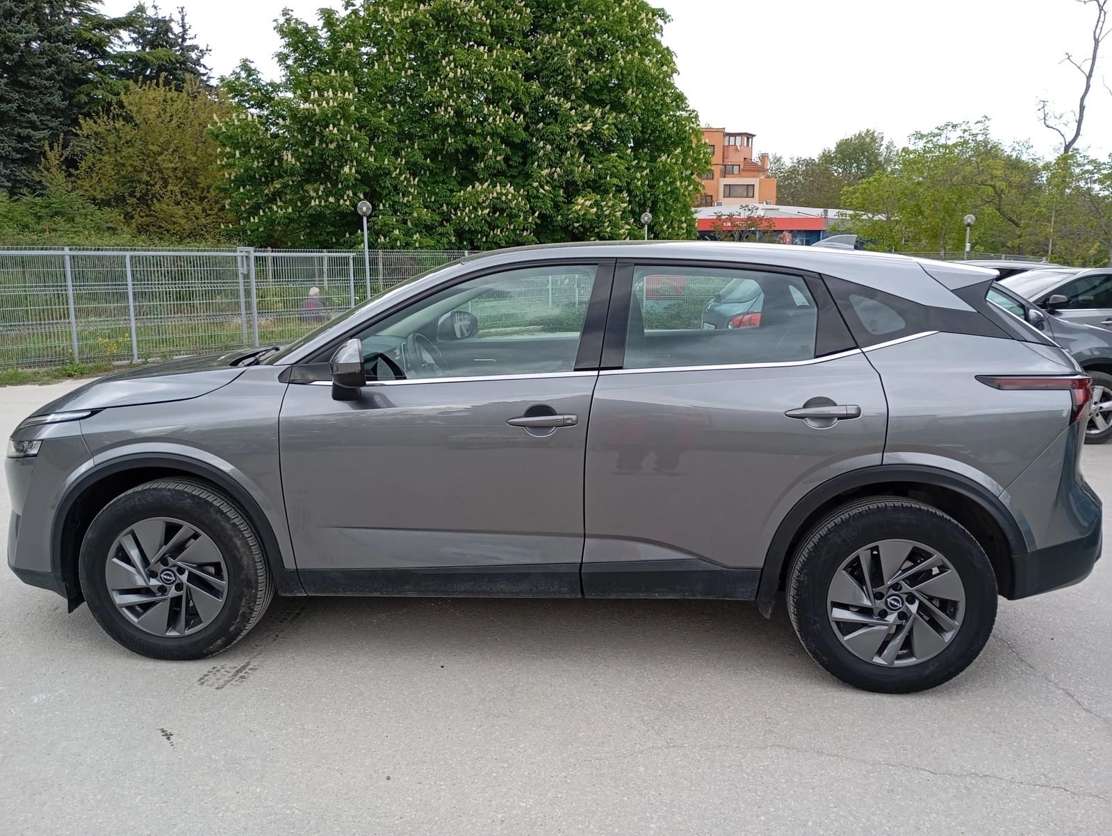 Nissan Qashqai 1.3 CVT 158к.с., снимка 2 - Автомобили и джипове - 54555083
