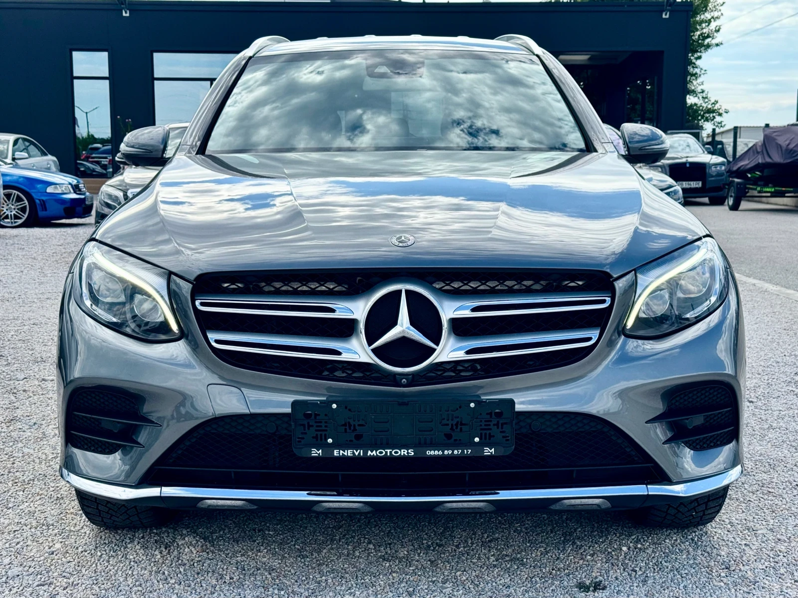 Mercedes-Benz GLC 250 AMG 4MATIC, снимка 2 - Автомобили и джипове - 55190032