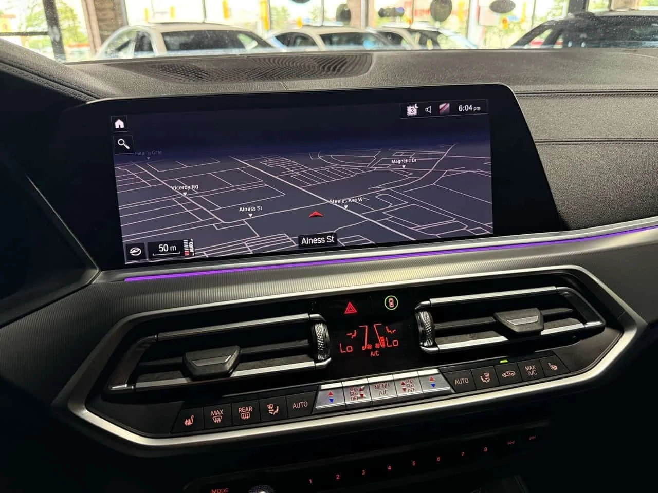 BMW X5 * 40i * SPORT PKG * CLEAN CARFAX * PANO, снимка 13 - Автомобили и джипове - 55740983