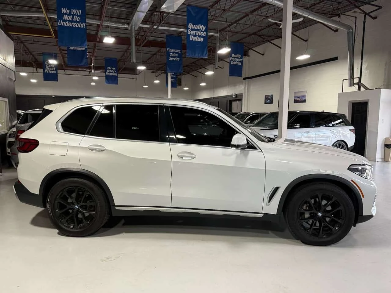BMW X5 * 40i * SPORT PKG * CLEAN CARFAX * PANO, снимка 3 - Автомобили и джипове - 55740983