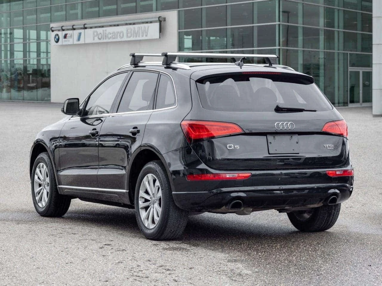 Audi Q5 * 2.0 Progressiv CLEAN CARFAX | POWER WINDOWS | SU, снимка 5 - Автомобили и джипове - 56359788